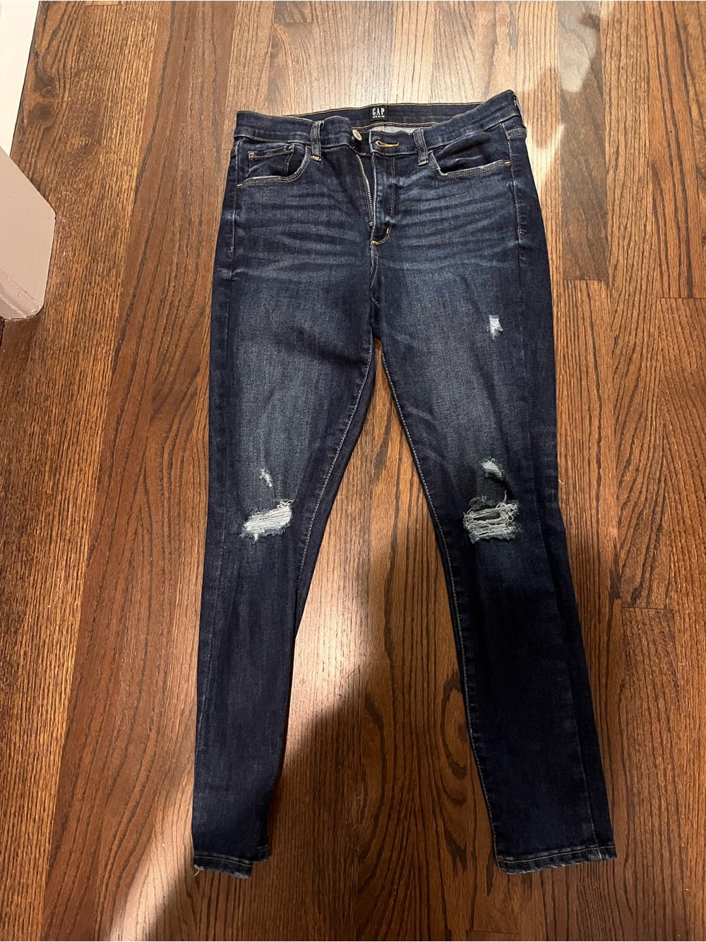 GAP Women’s Dark Wash Distressed Skinny Jeans